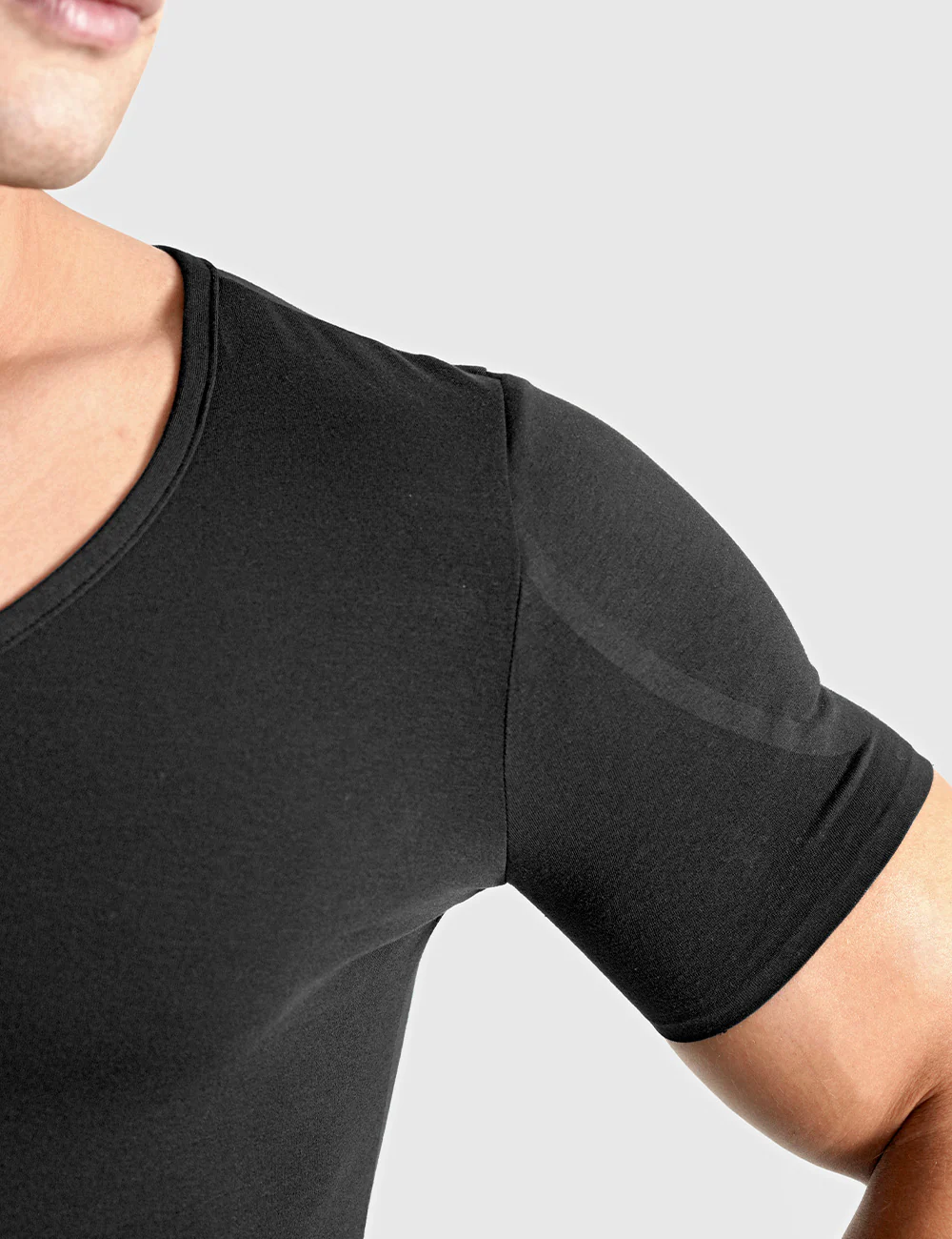 STEALTH Padded Shoulder T-Shirt - Image 4