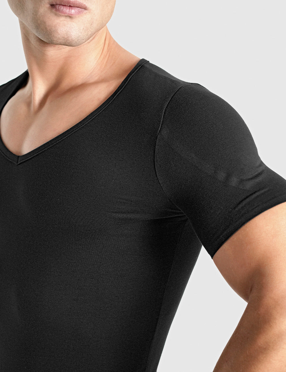 STEALTH Padded Shoulder T-Shirt - Image 5