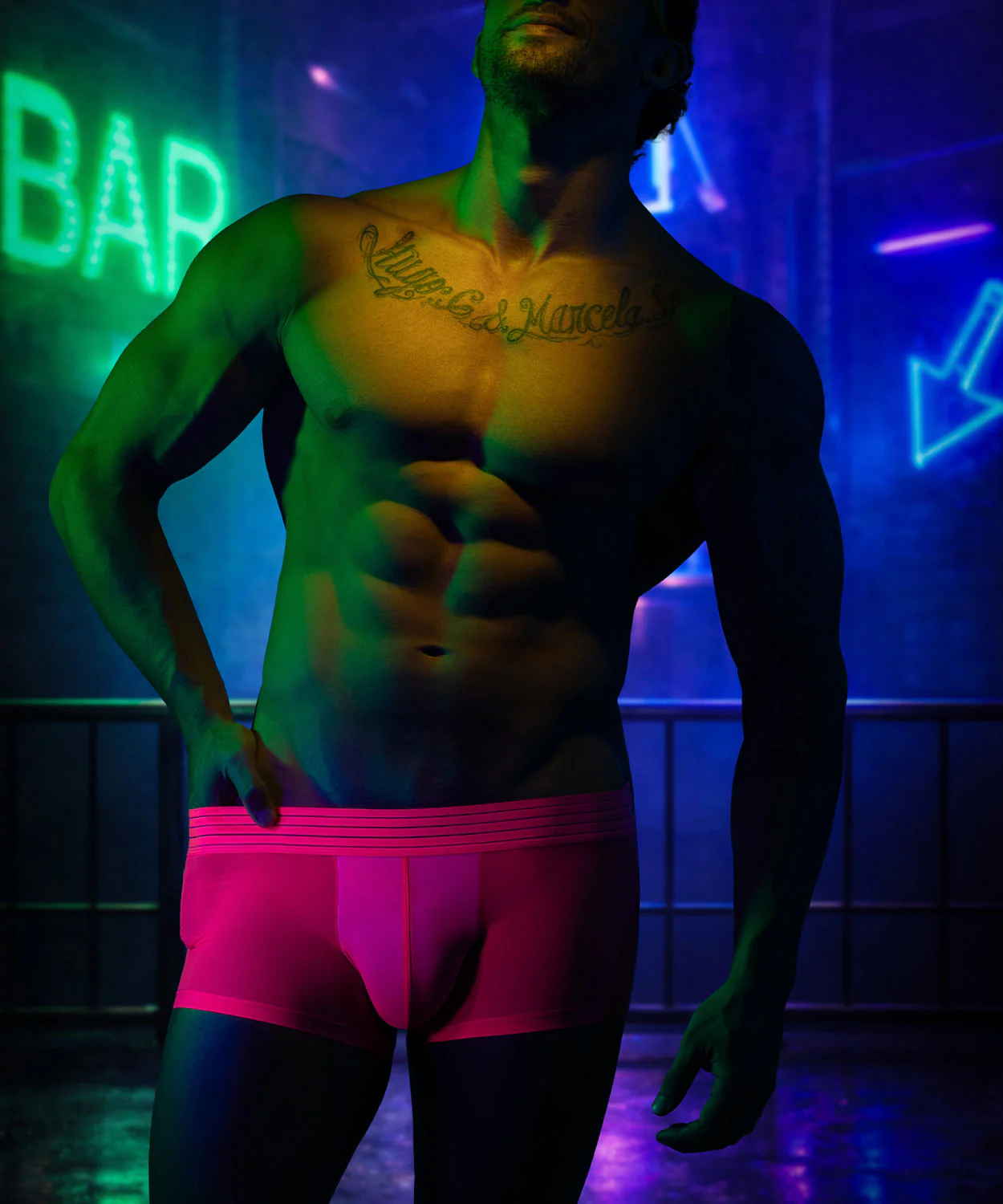 SEXY NIGHTS WEEKEND Lift Trunk - Image 12