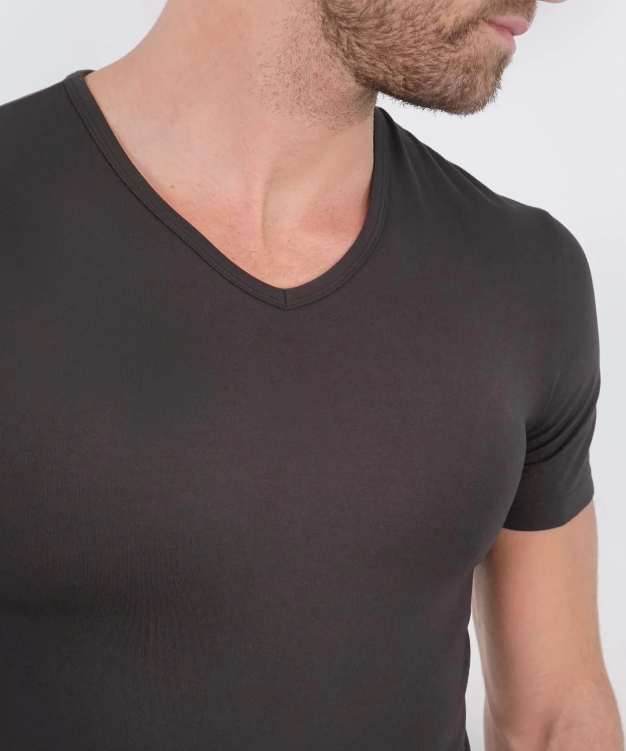 Essentials Modal T-Shirt V Neck - Image 9